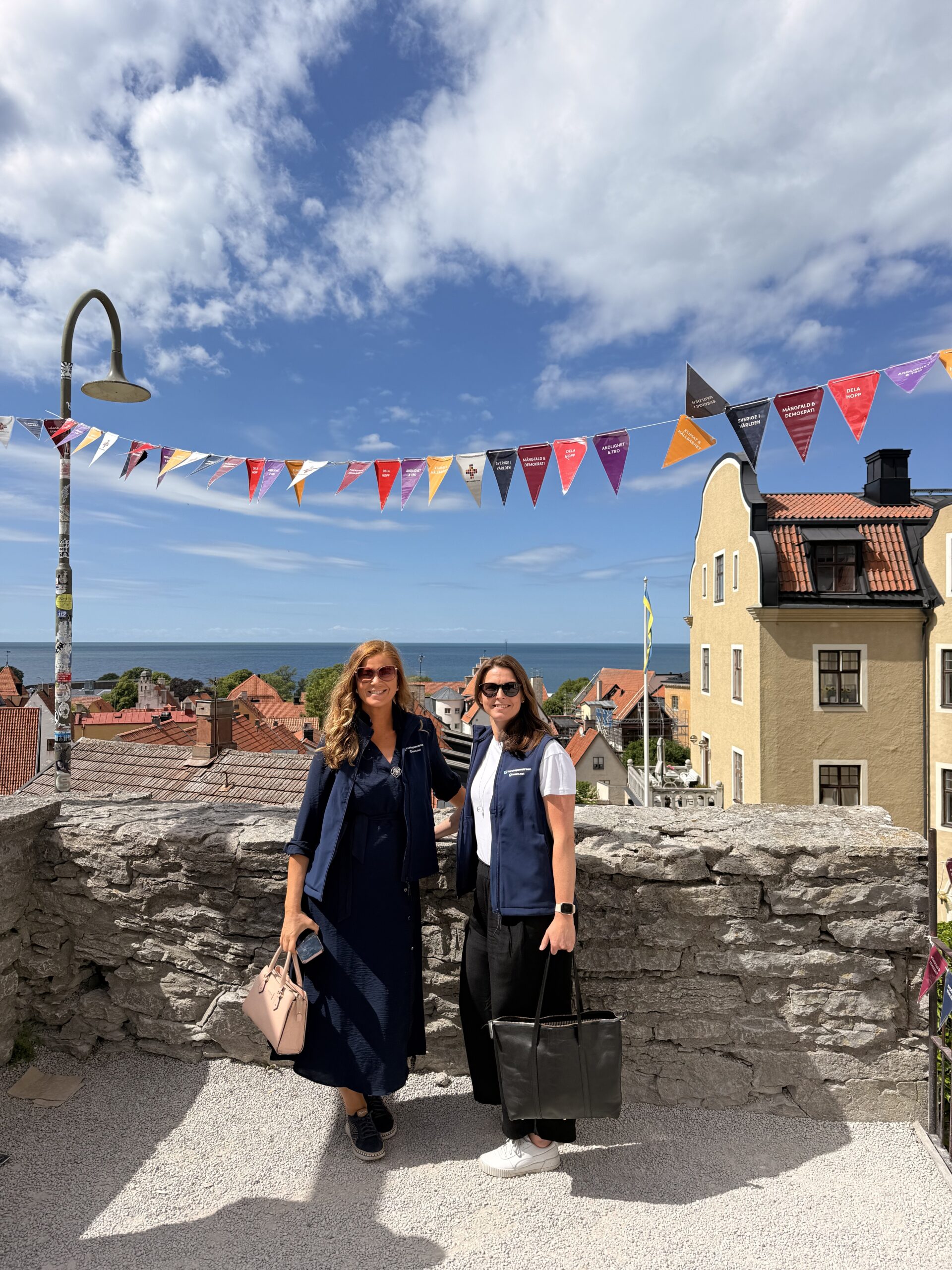 Monika Linder och Helene Brunström från KM
